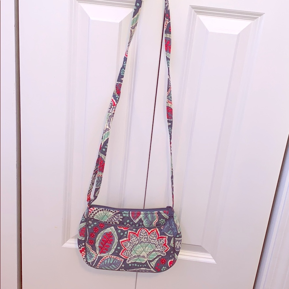 Vera Bradley crossbody purse.